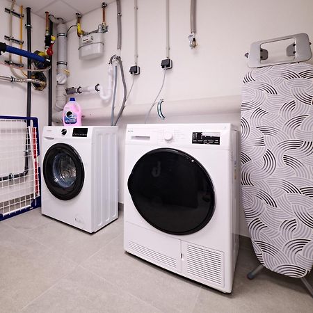 נירנברג Xzllenz Traum Studio-Apartment, Frei-Parken, U-Bahn, Kueche מראה חיצוני תמונה